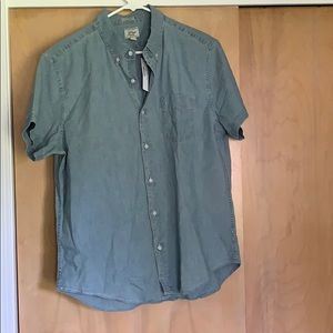 J.Crew Men’s Large Chambray Buttondown